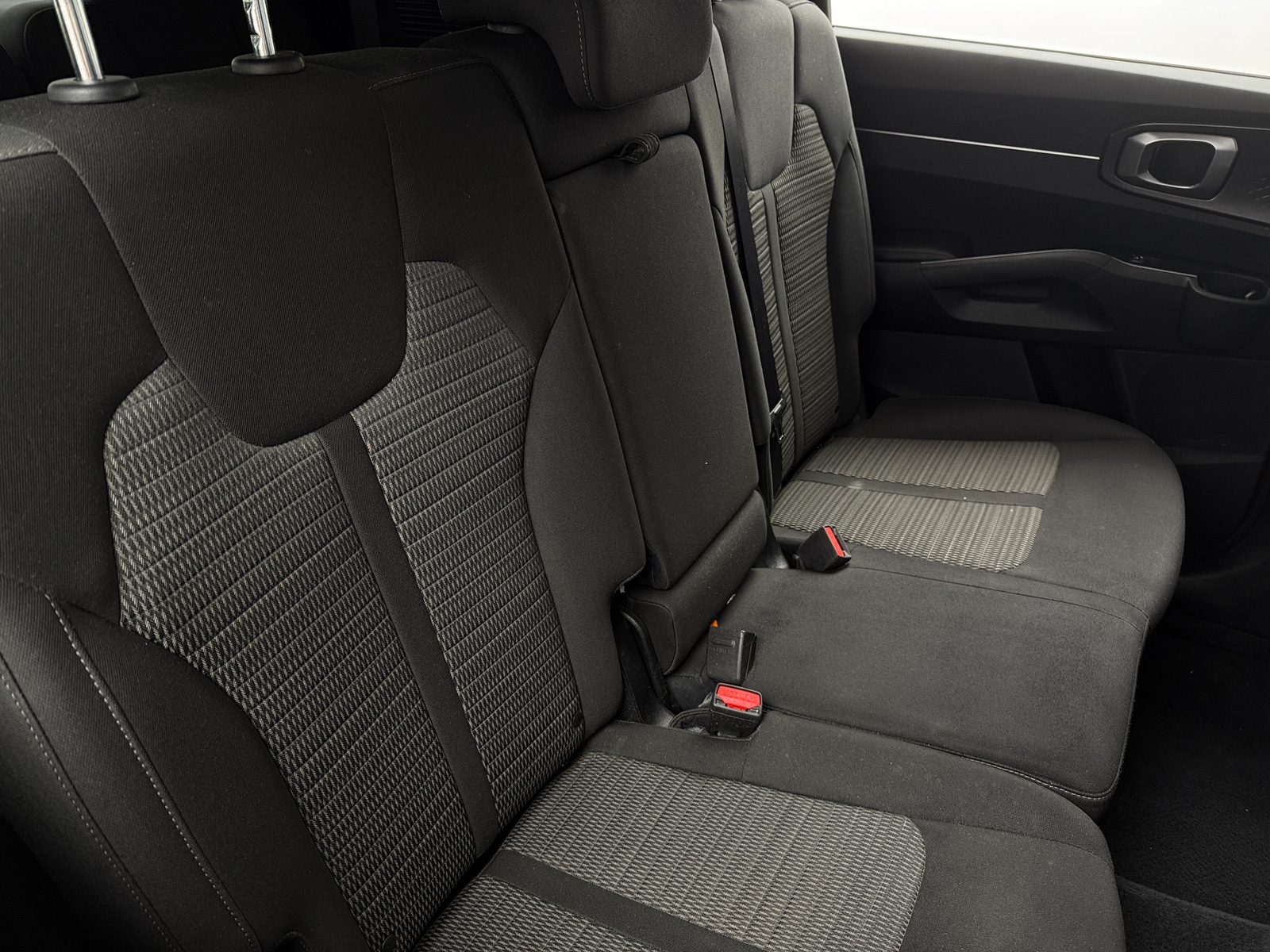 Thumbnail: 2022 Kia Sorento - 6