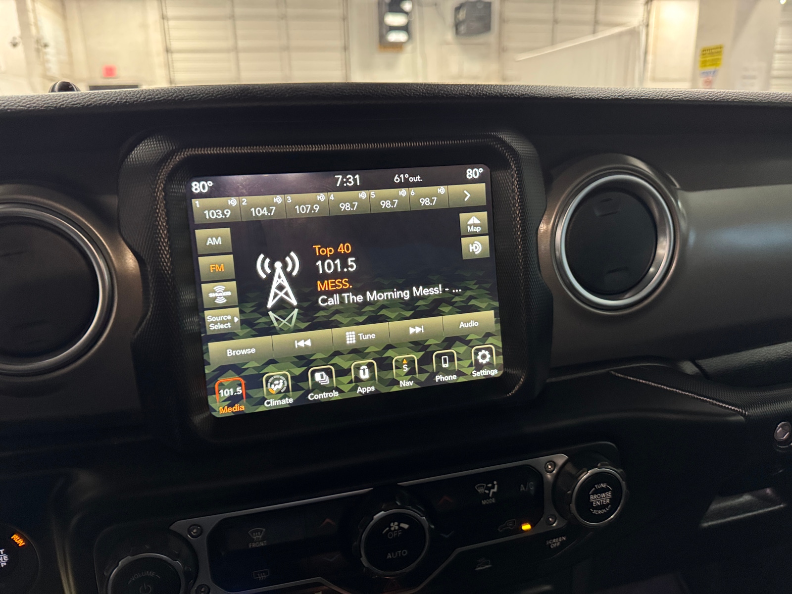 Thumbnail: 2023 Jeep Wrangler - 4