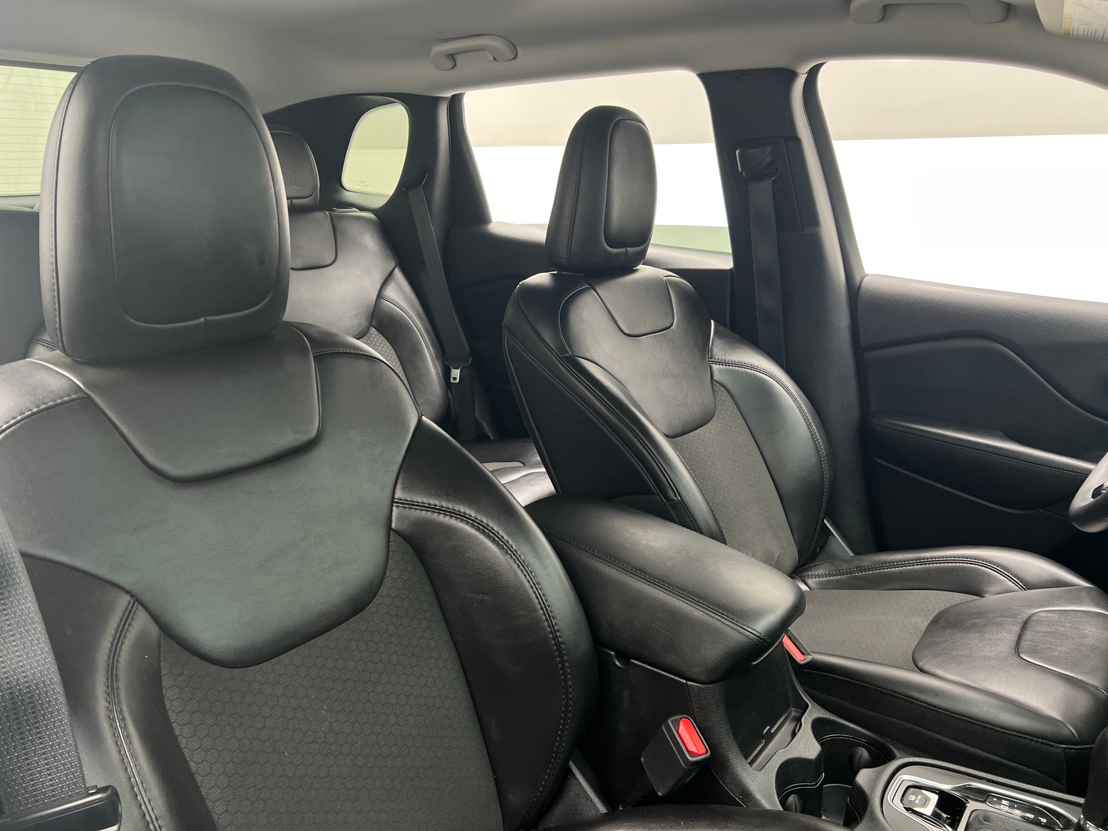 Thumbnail: 2021 Jeep Cherokee - 2