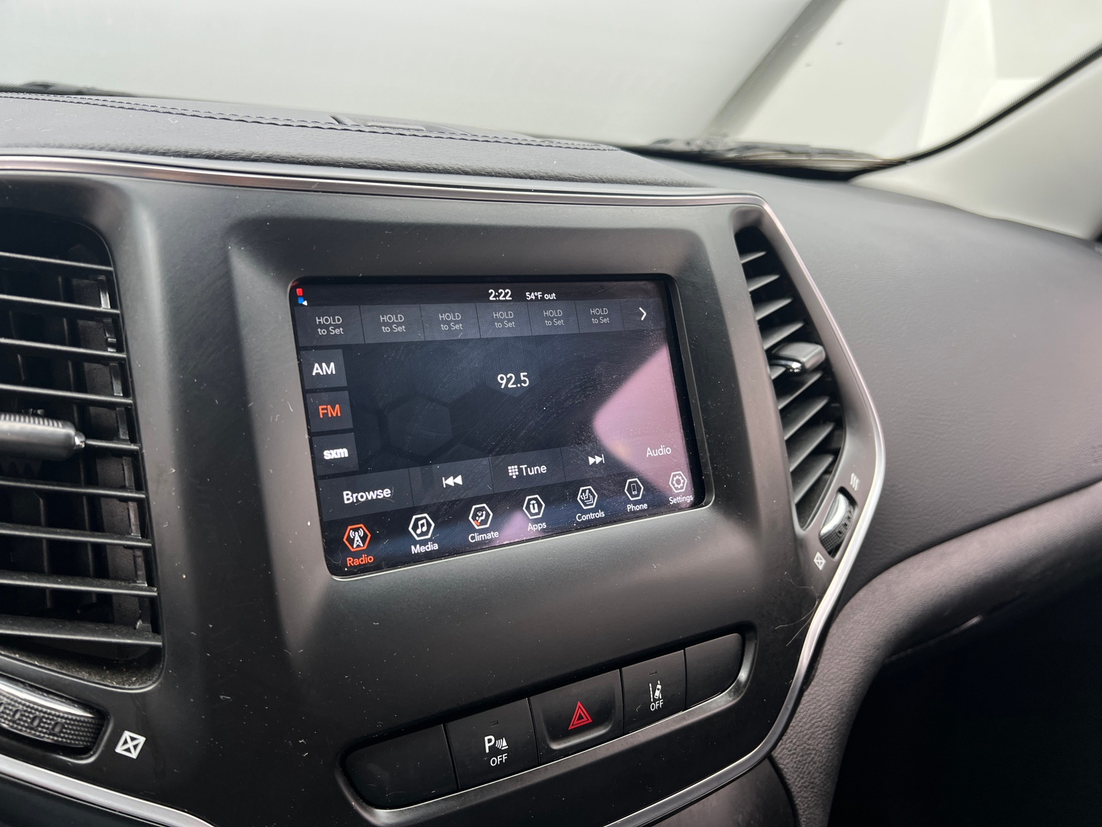 Thumbnail: 2021 Jeep Cherokee - 4