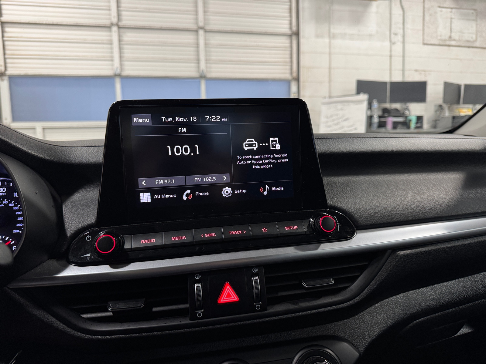 Thumbnail: 2024 Kia Forte - 4