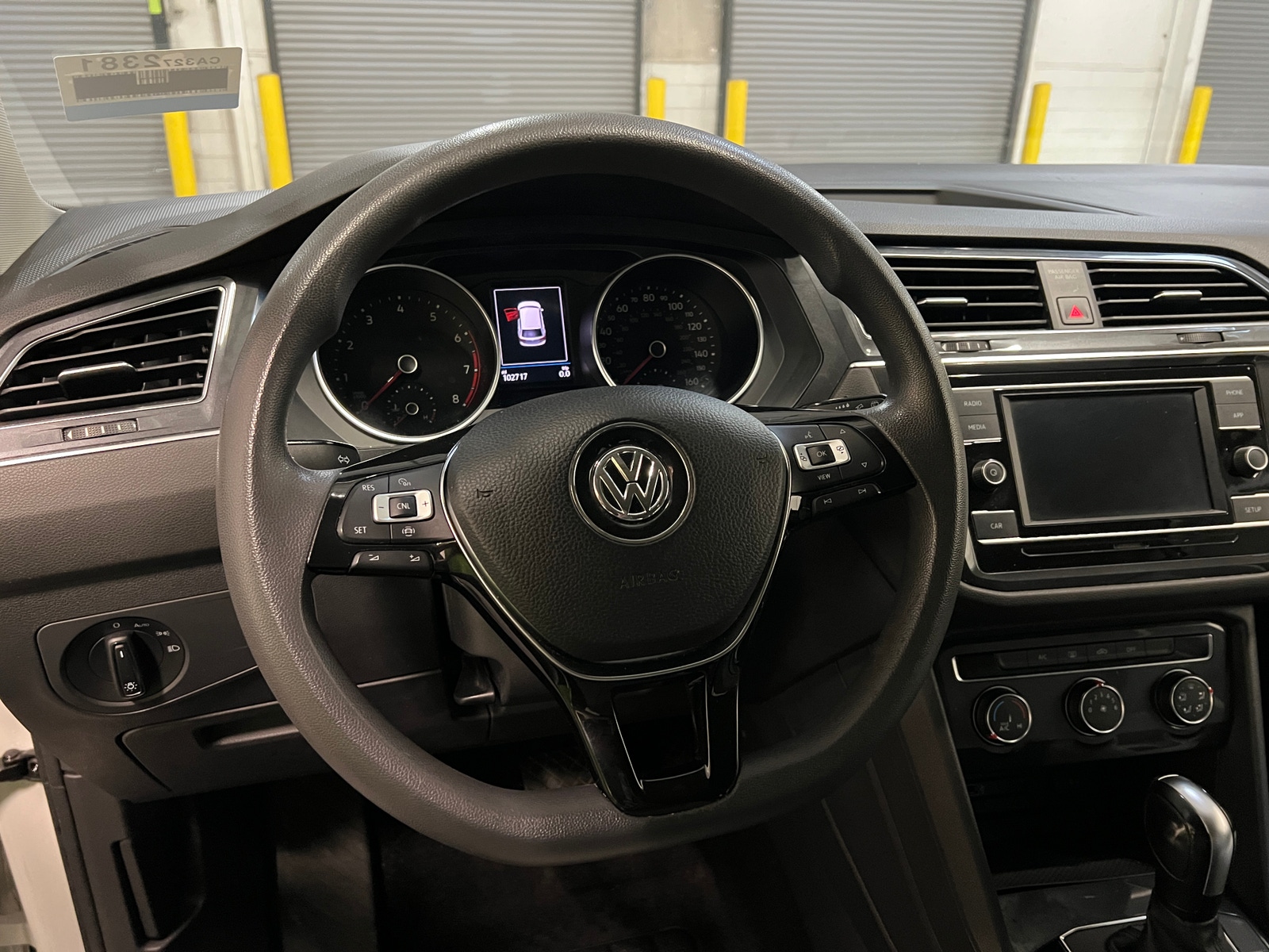 Thumbnail: 2019 Volkswagen Tiguan - 5