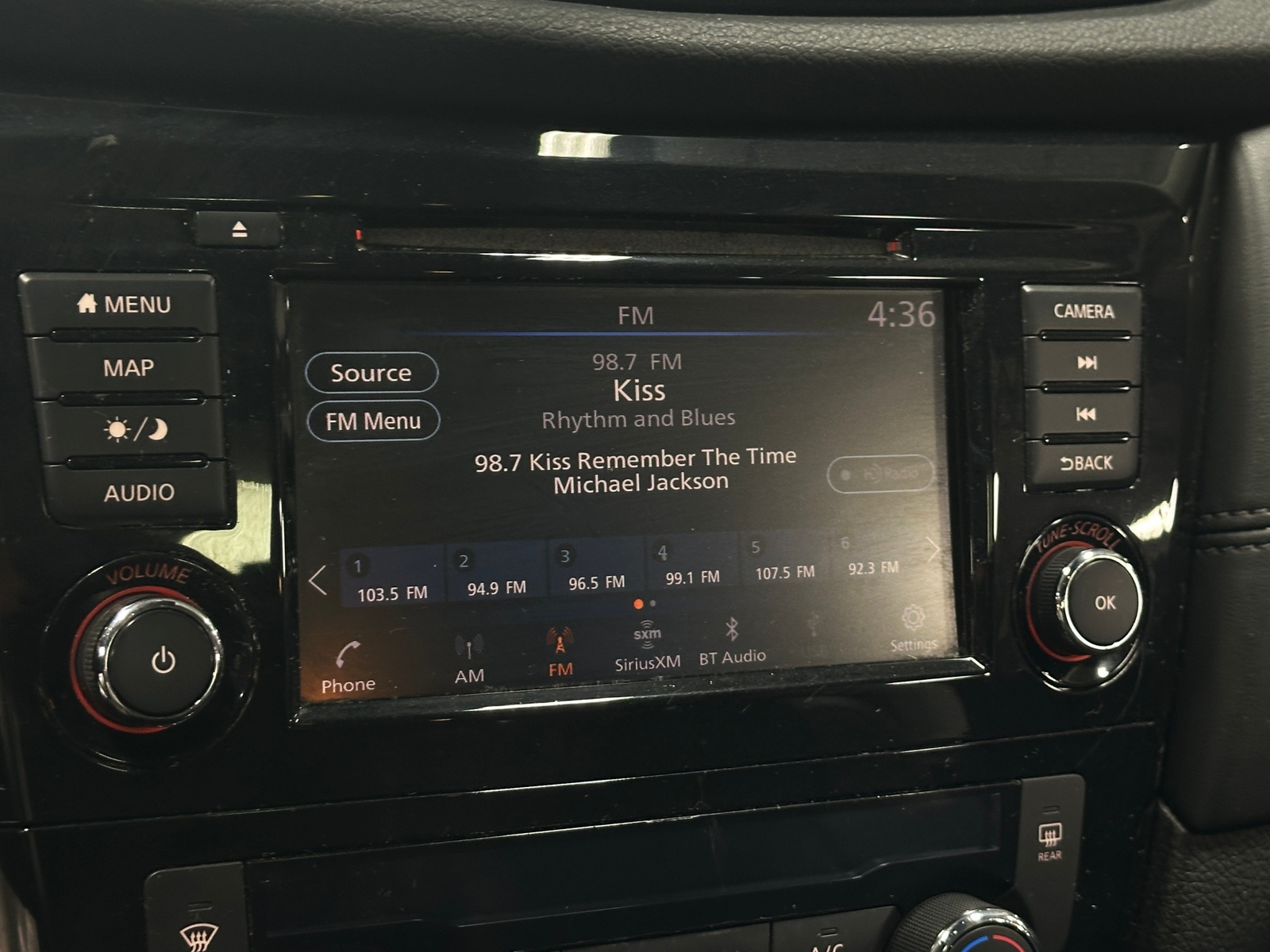 Thumbnail: 2019 Nissan Rogue - 3