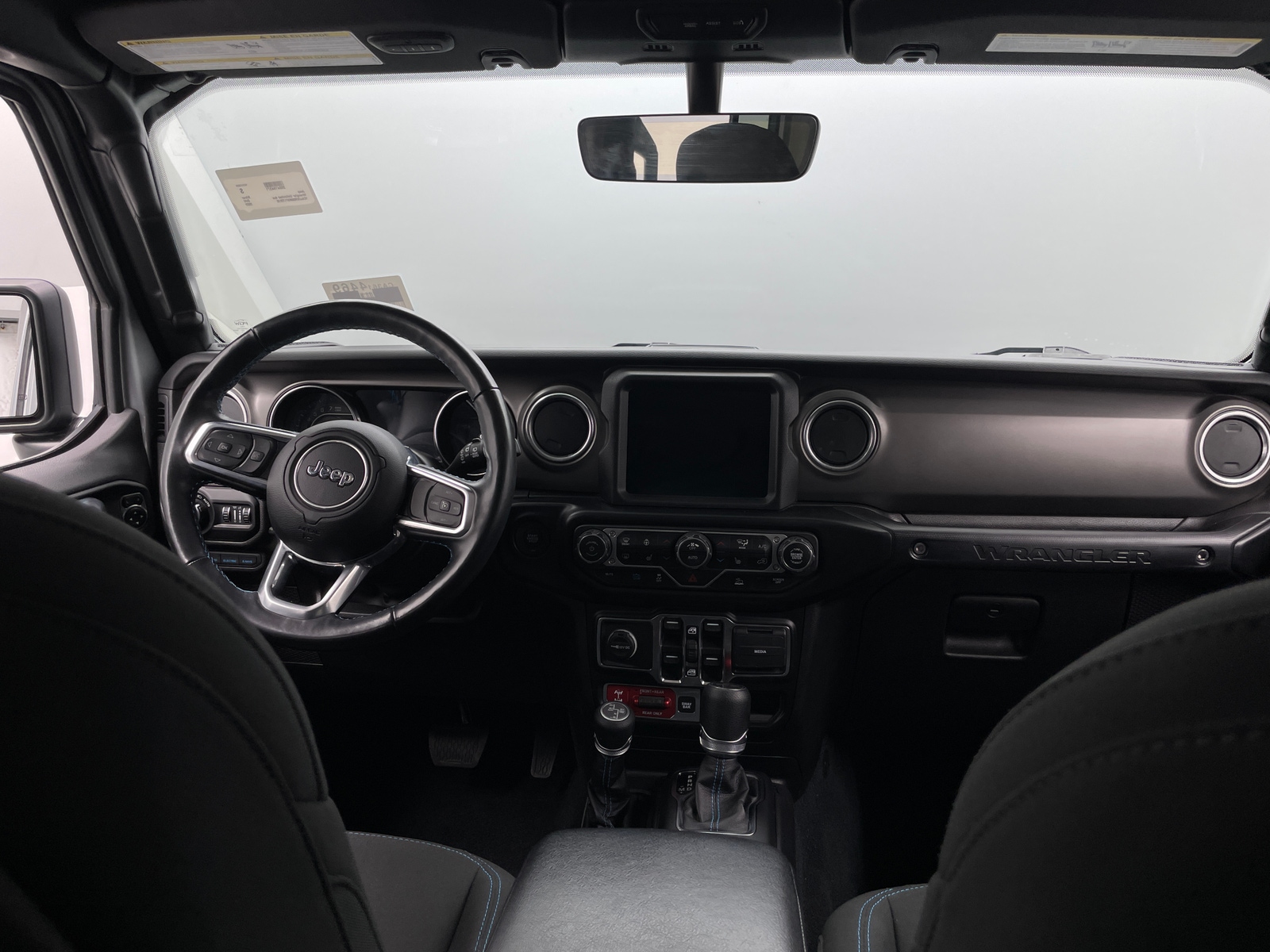 Thumbnail: 2022 Jeep Wrangler - 3