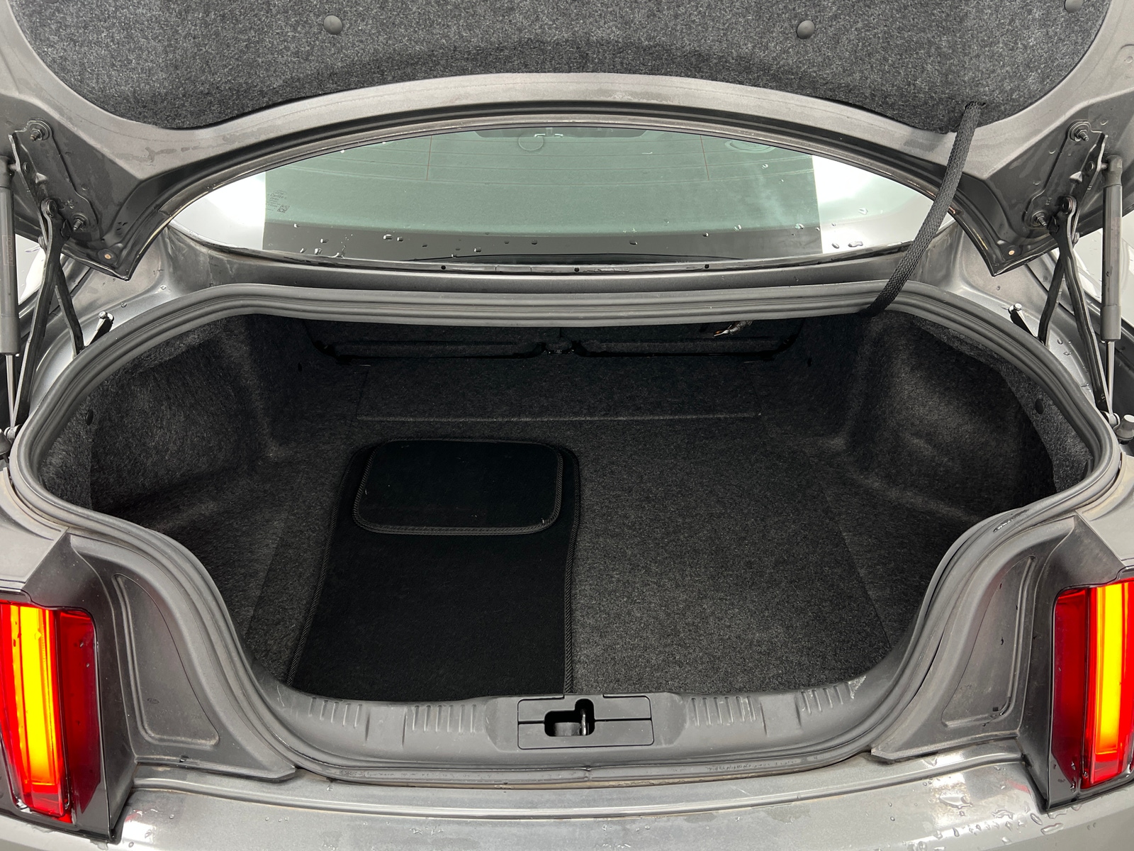 Thumbnail: 2017 Ford Mustang - 4