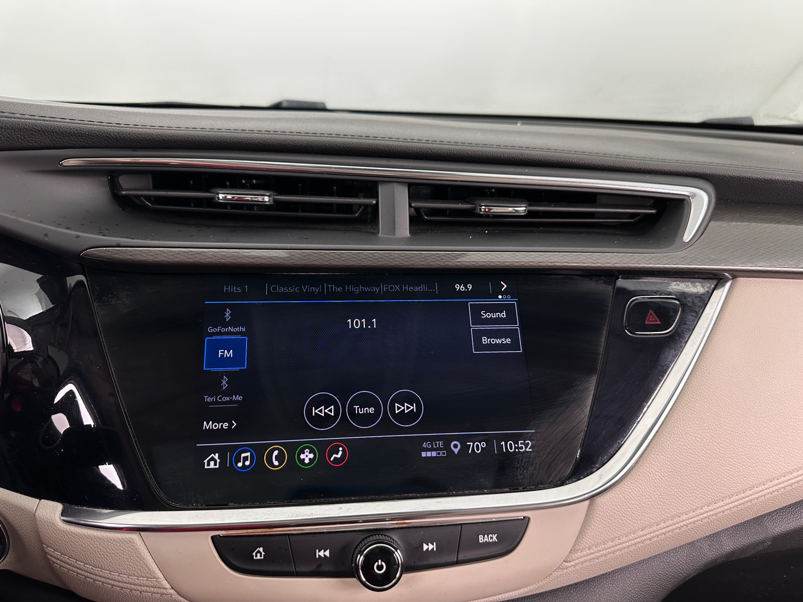 Thumbnail: 2023 Buick Encore GX - 3