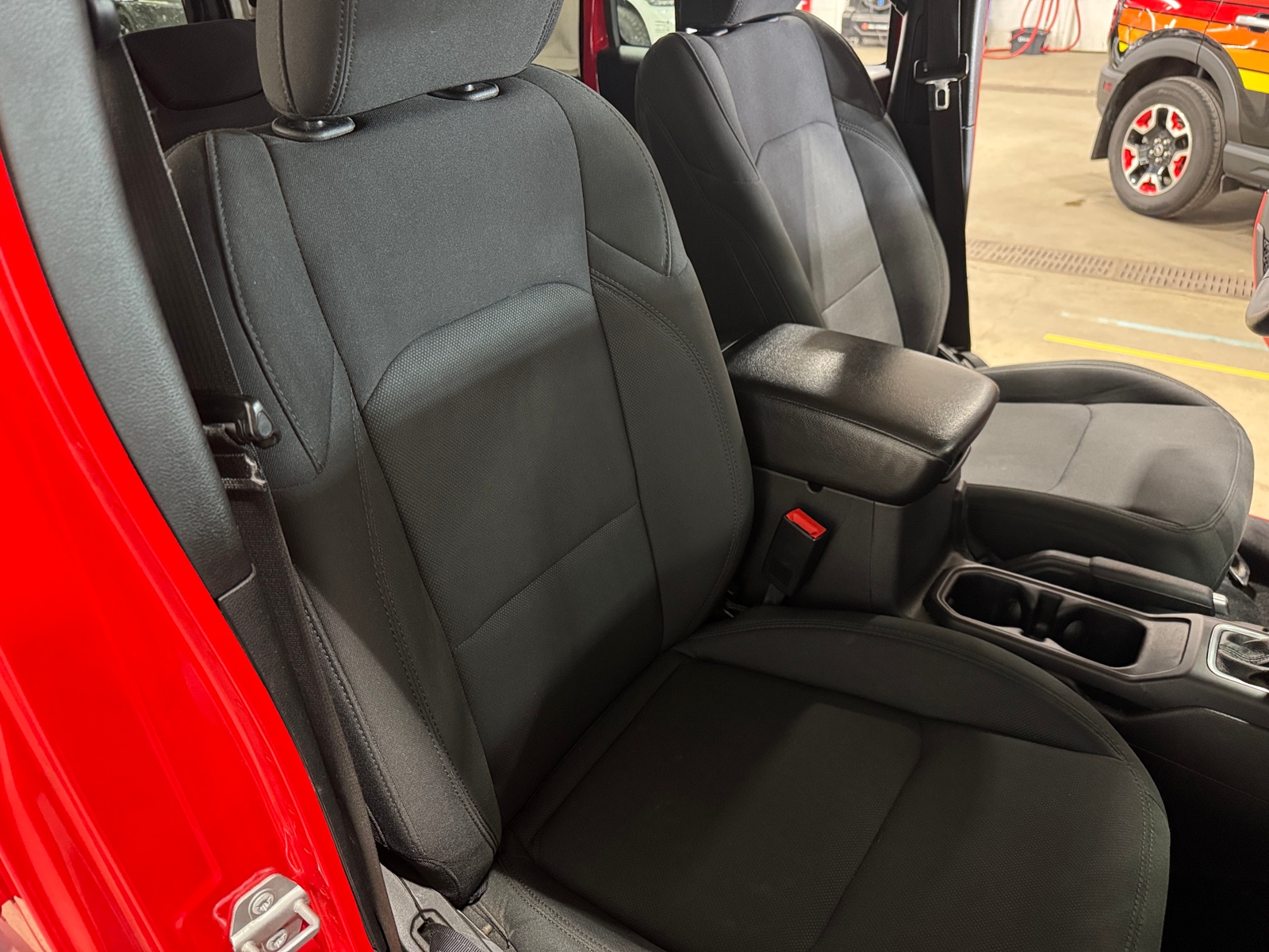 Thumbnail: 2018 Jeep Wrangler - 2