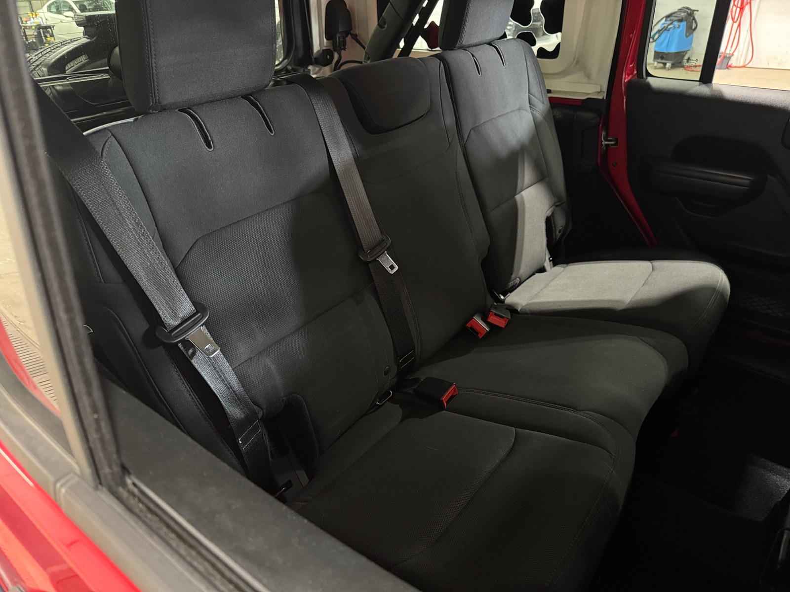 Thumbnail: 2018 Jeep Wrangler - 6