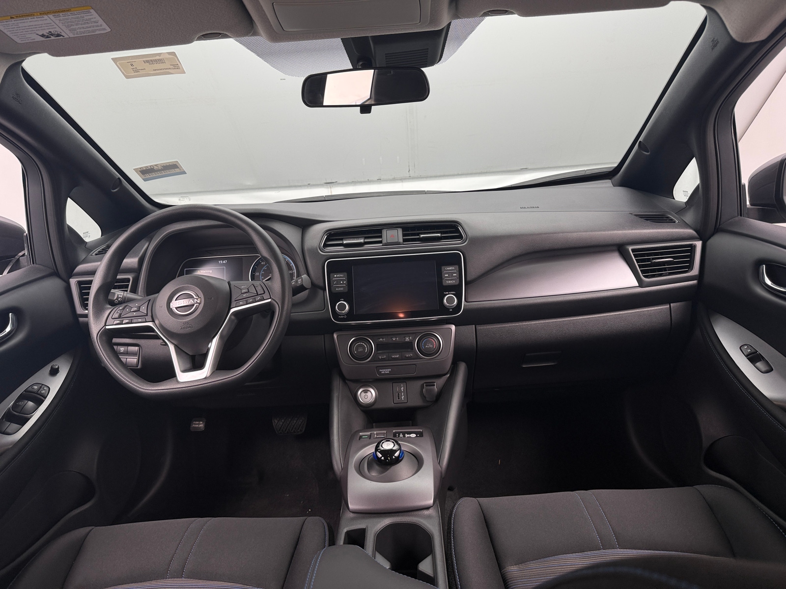 Thumbnail: 2023 Nissan Leaf - 3