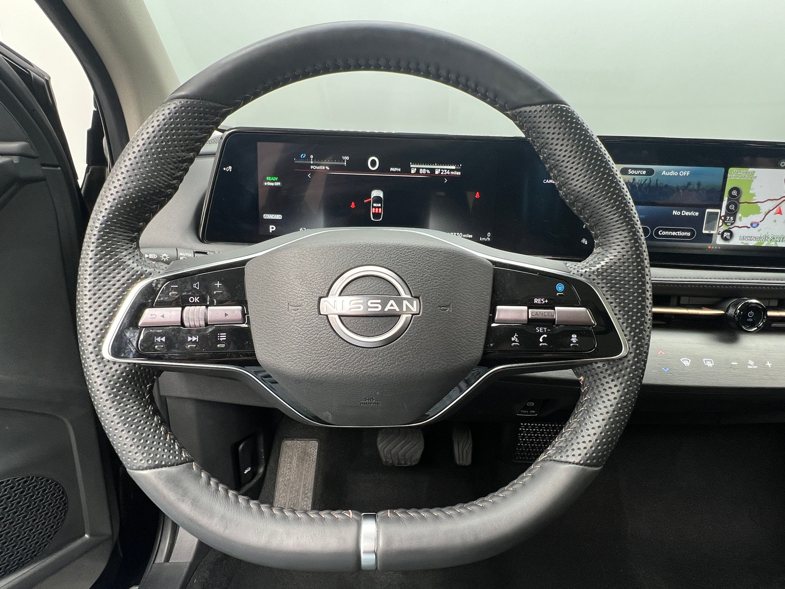 Thumbnail: 2024 Nissan Ariya - 4