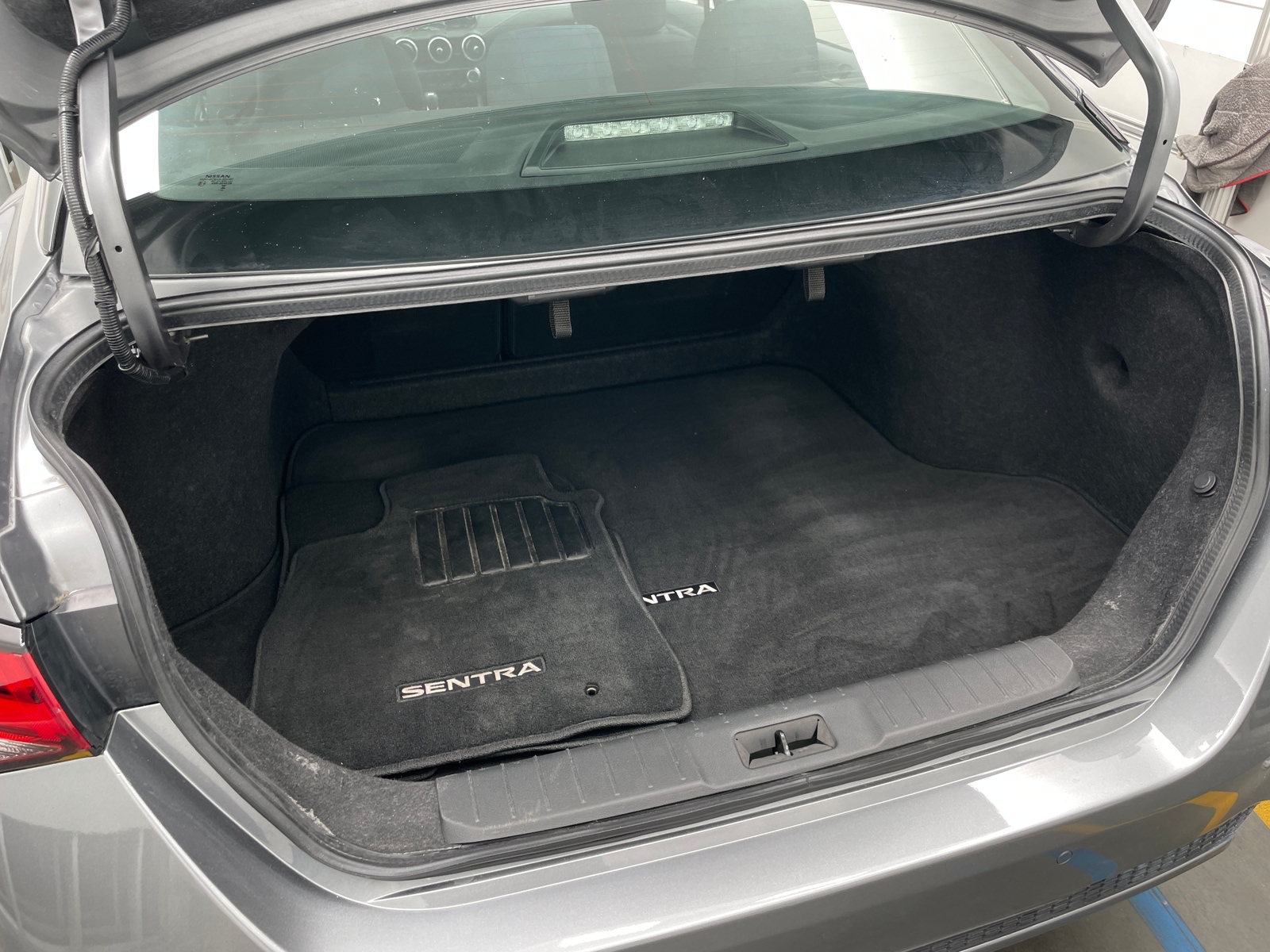 Thumbnail: 2023 Nissan Sentra - 7