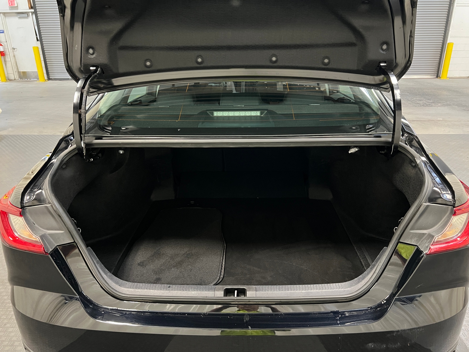 Thumbnail: 2025 Toyota Camry - 7