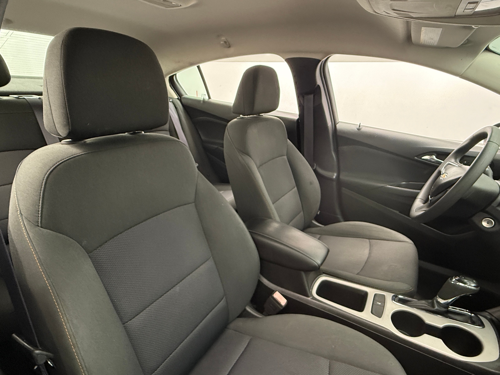 Thumbnail: 2017 Chevrolet Cruze - 2