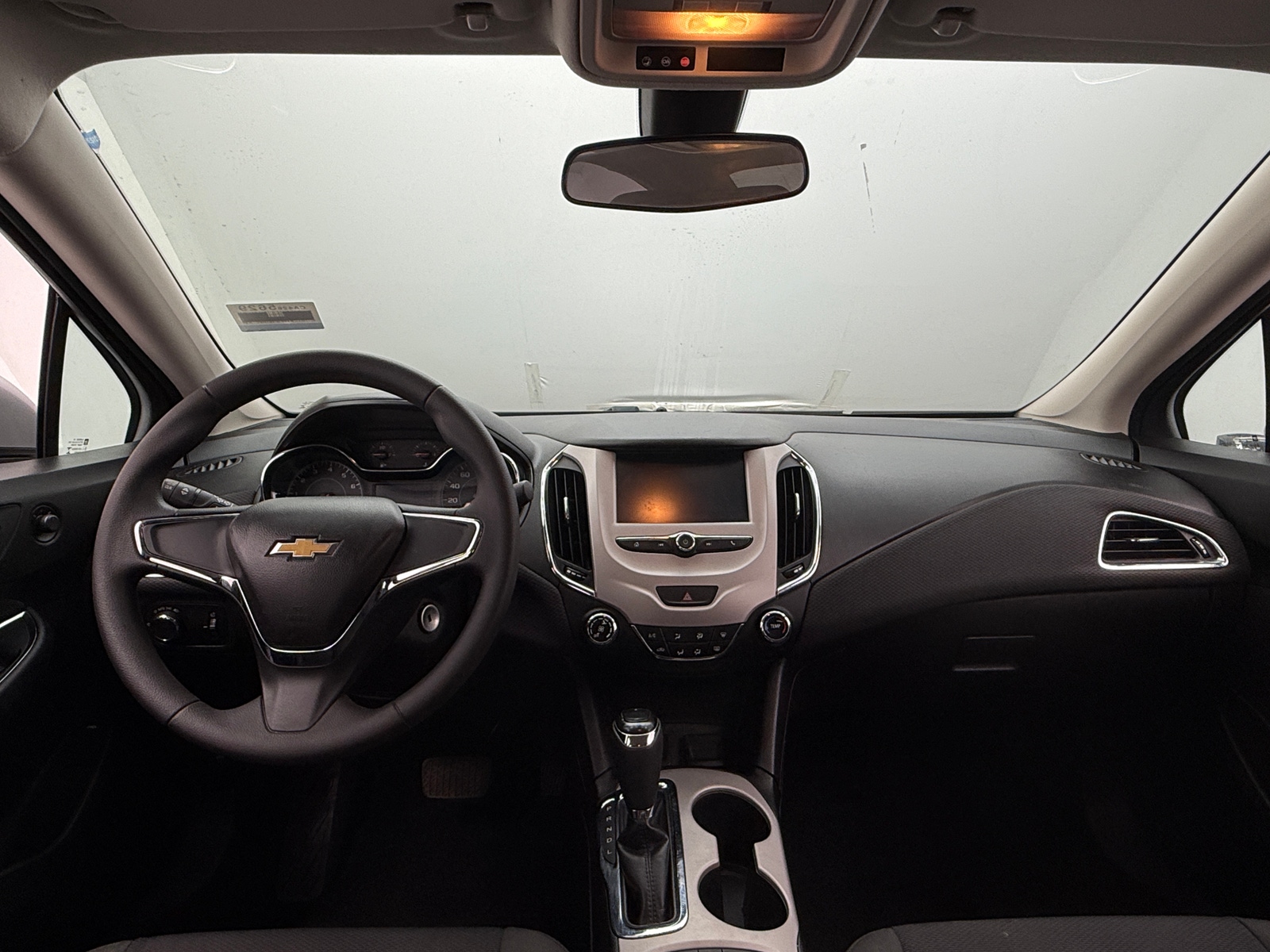 Thumbnail: 2017 Chevrolet Cruze - 3