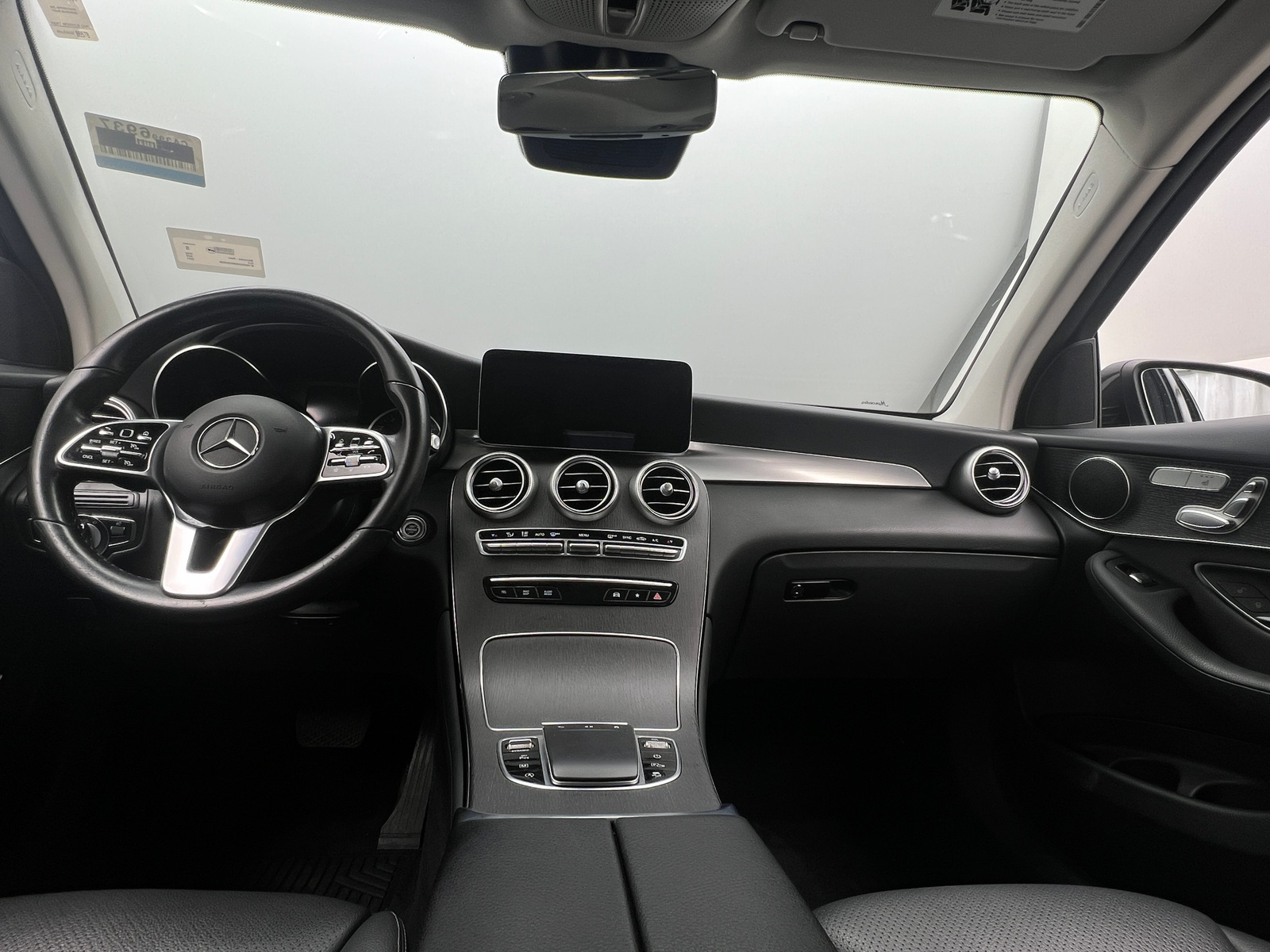 Thumbnail: 2021 Mercedes-Benz GLC - 2