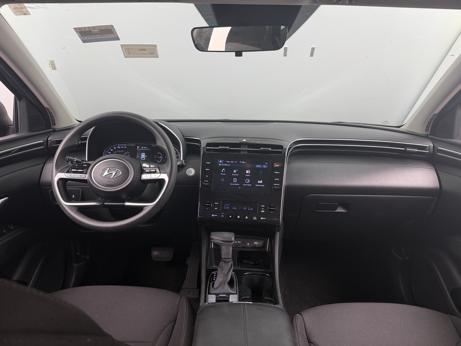 Thumbnail: 2024 Hyundai Tucson - 3