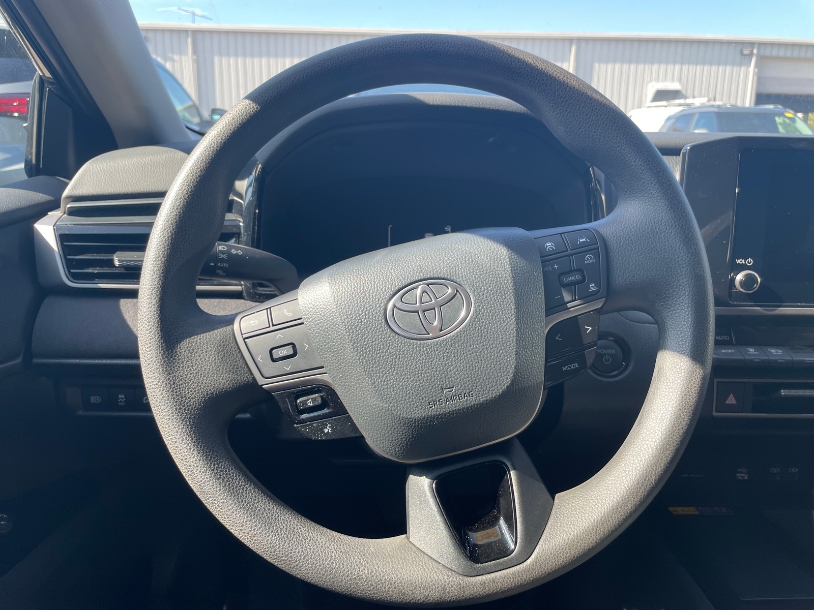 Thumbnail: 2025 Toyota Camry - 5