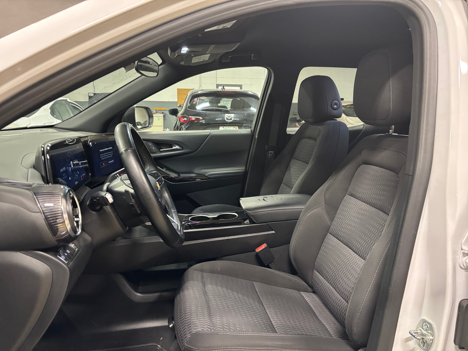 Thumbnail: 2025 Chevrolet Equinox - 2