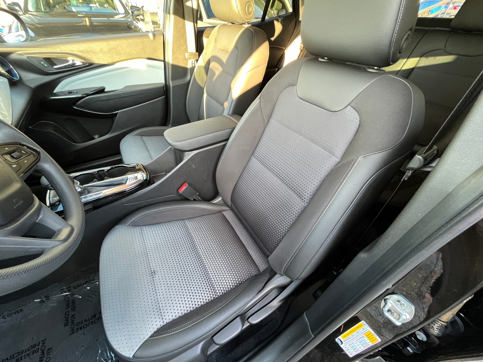 Thumbnail: 2025 Chevrolet Trax - 2