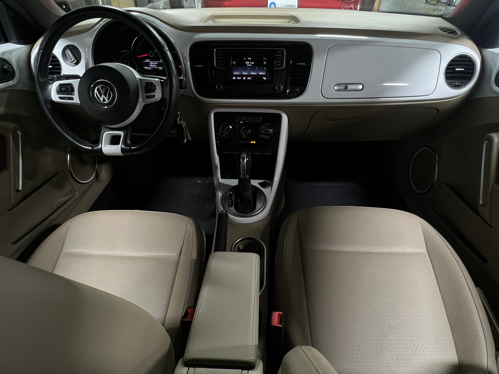 Thumbnail: 2019 Volkswagen Beetle - 2