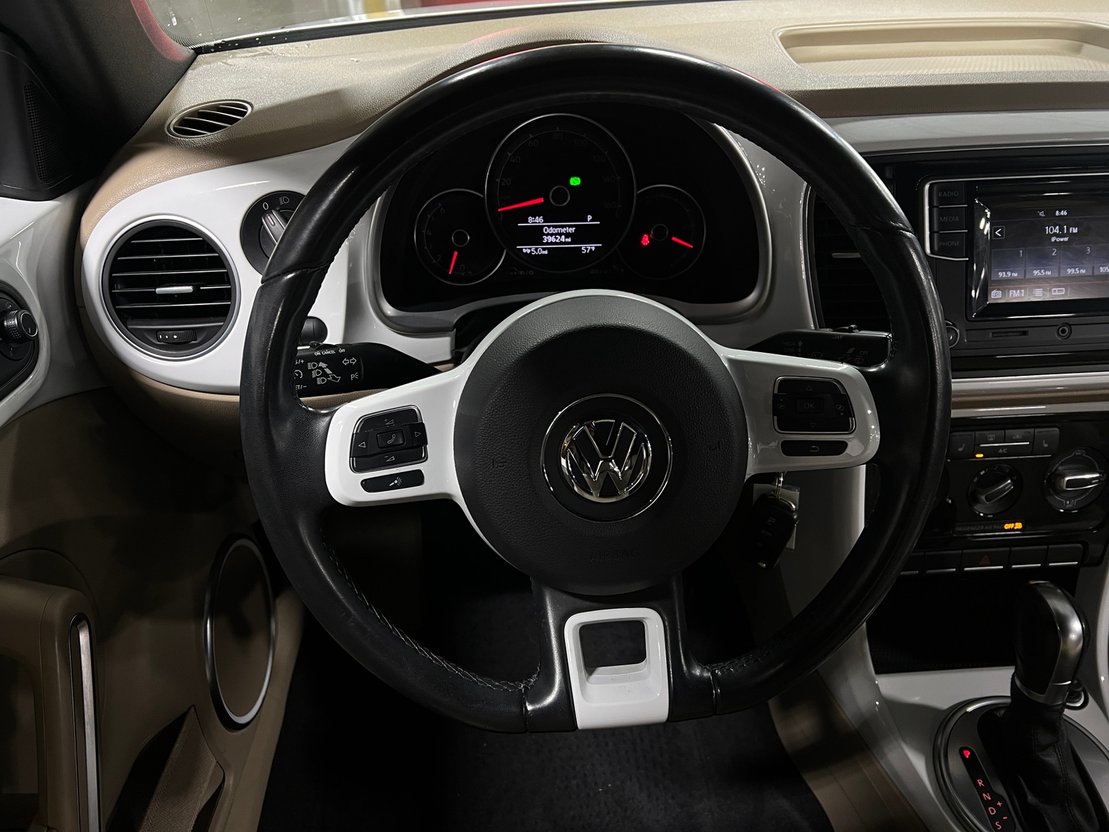 Thumbnail: 2019 Volkswagen Beetle - 4