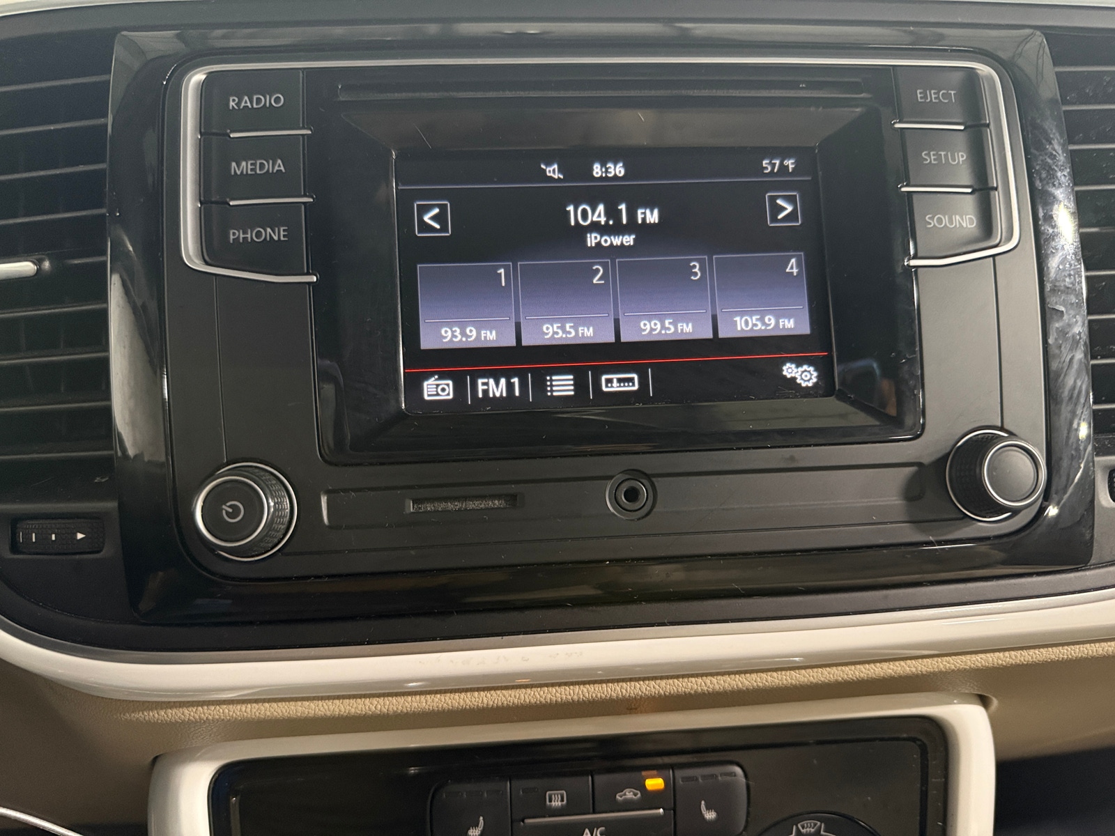 Thumbnail: 2019 Volkswagen Beetle - 3