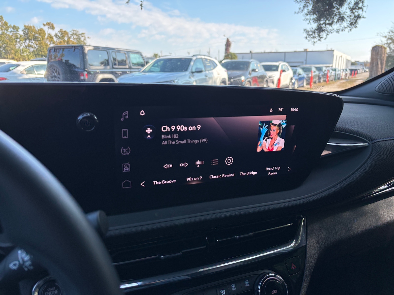 Thumbnail: 2025 Buick Envista - 3