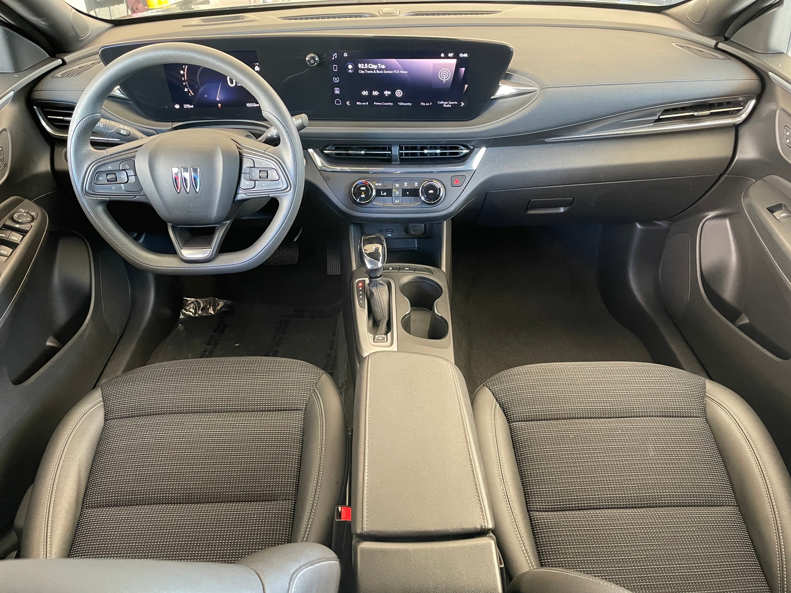 Thumbnail: 2025 Buick Envista - 3