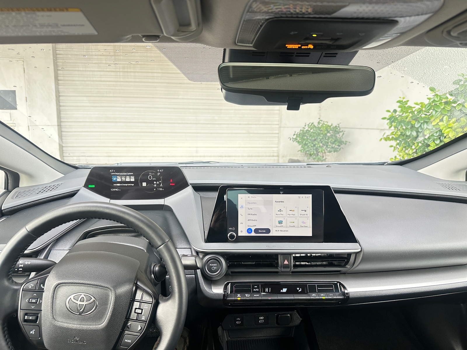 Thumbnail: 2025 Toyota Prius - 3