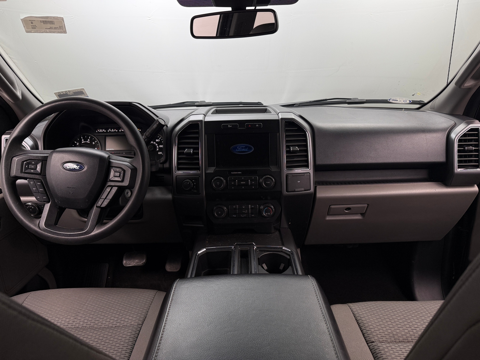 Thumbnail: 2020 Ford Econoline - 3