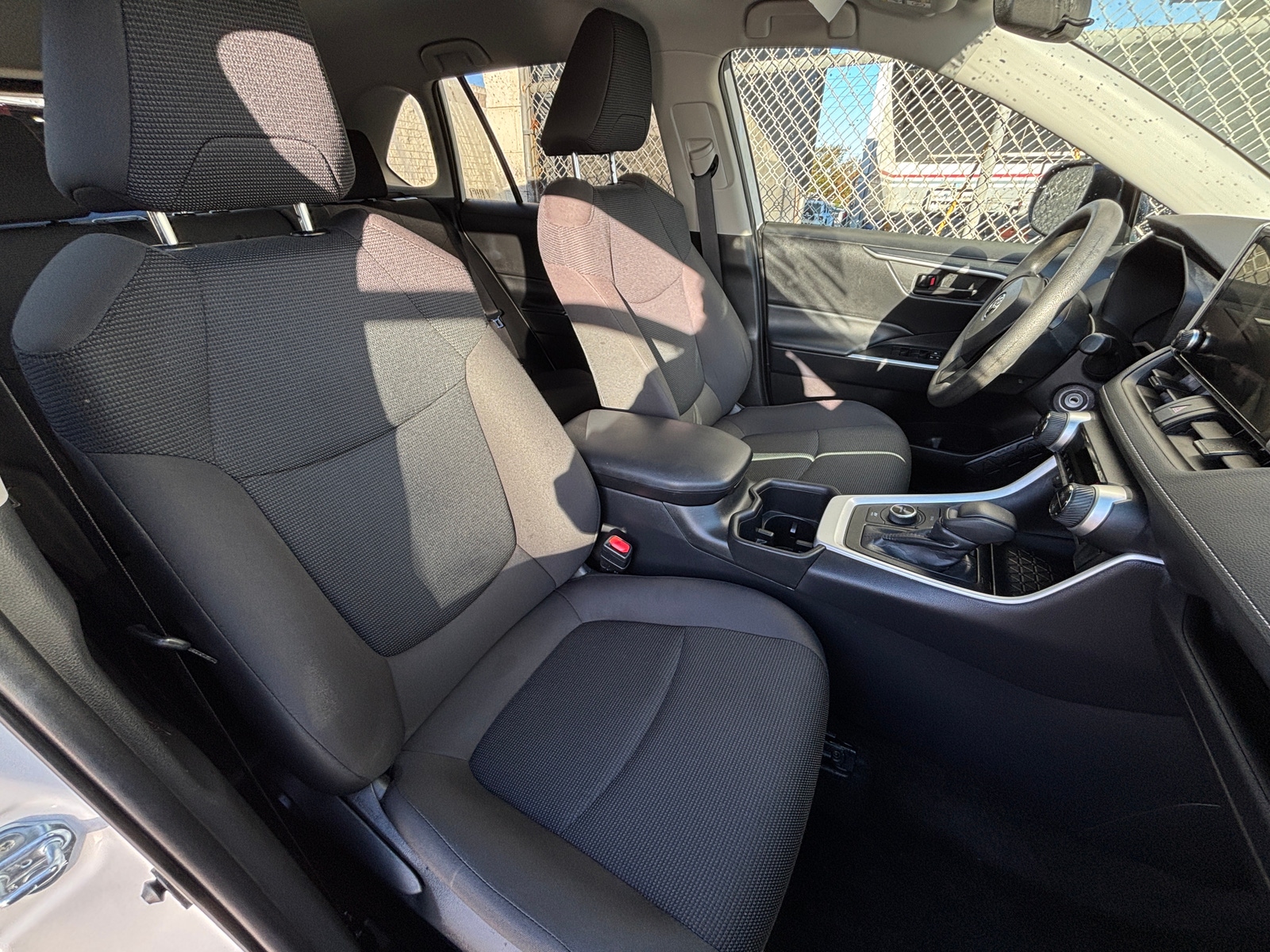 Thumbnail: 2025 Toyota RAV4 - 2