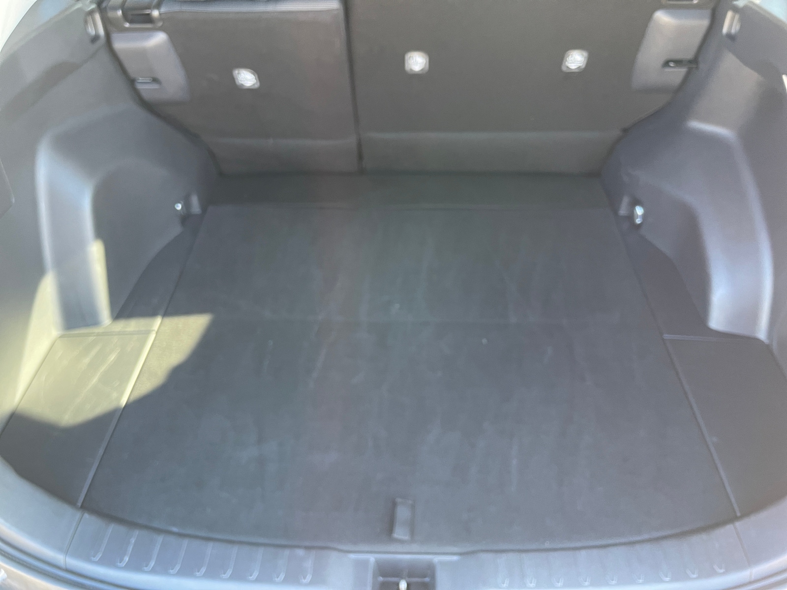 Thumbnail: 2025 Toyota RAV4 - 6