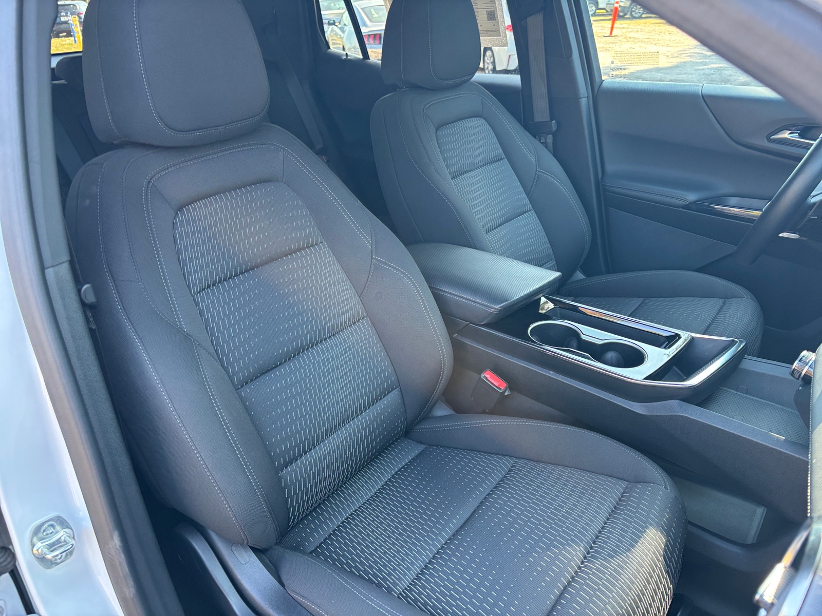 Thumbnail: 2025 Chevrolet Equinox - 2