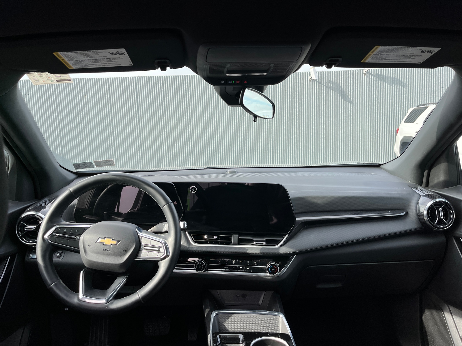 Thumbnail: 2025 Chevrolet Equinox - 3