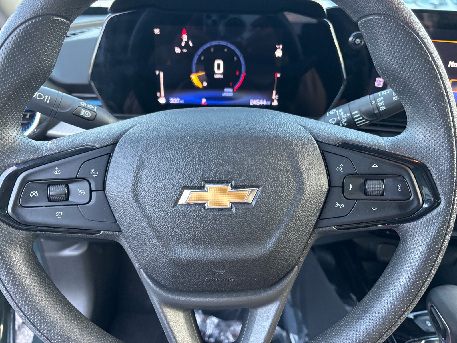 Thumbnail: 2025 Chevrolet Trax - 5