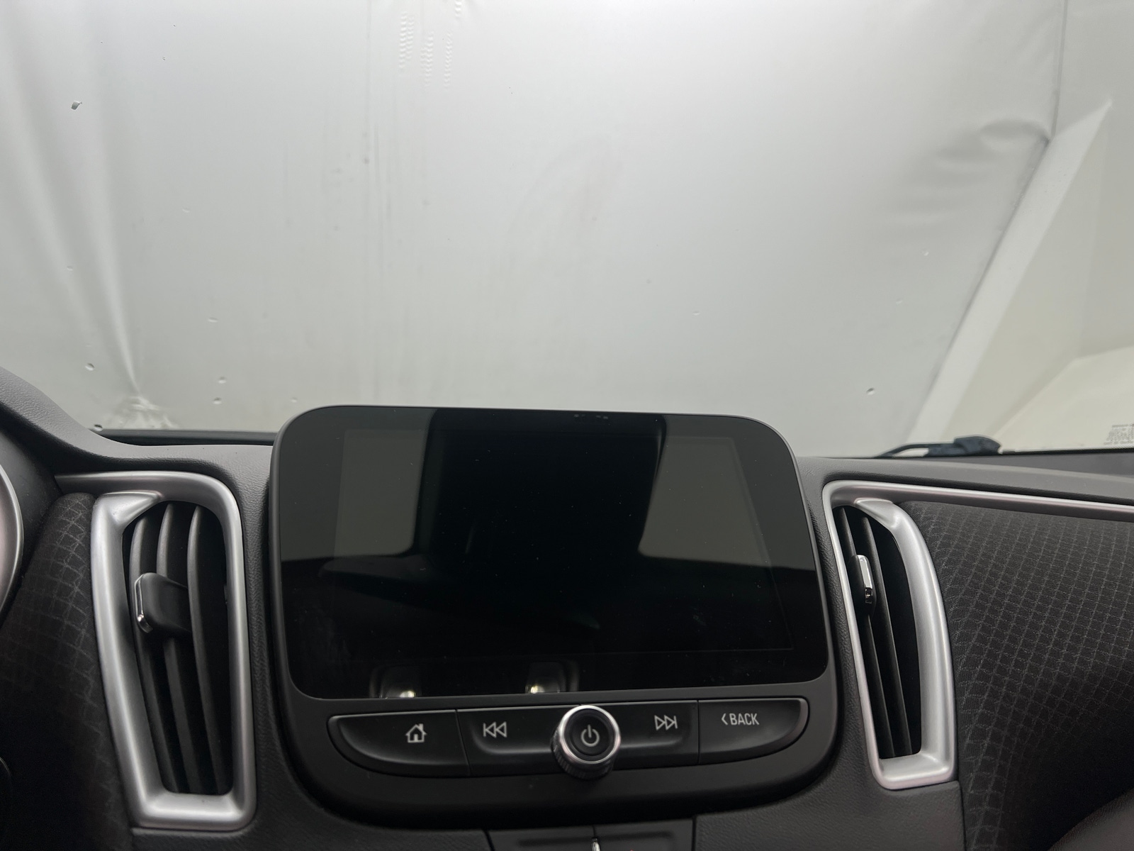 Thumbnail: 2023 Chevrolet Malibu - 4