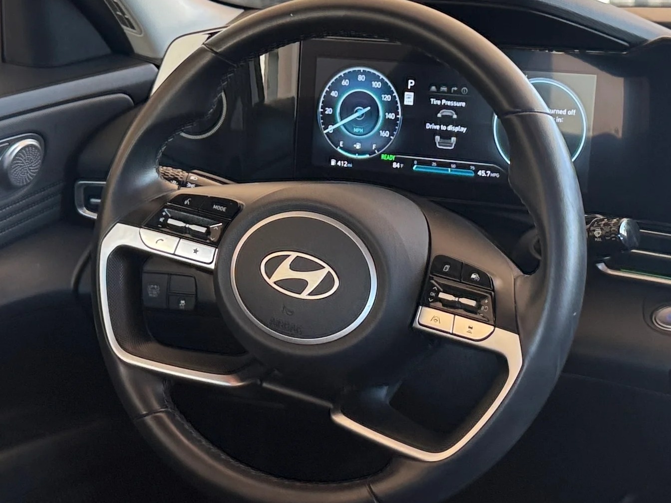 Thumbnail: 2025 Hyundai Elantra - 4