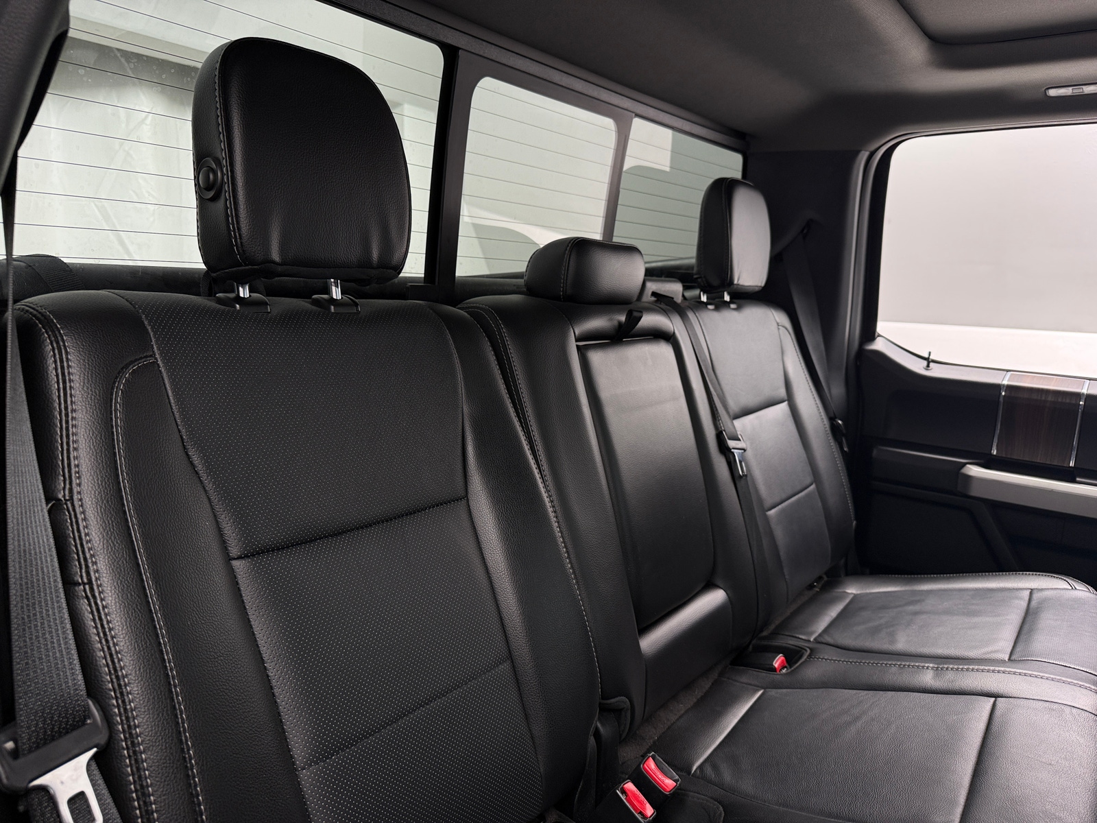 Thumbnail: 2017 Ford Econoline - 5