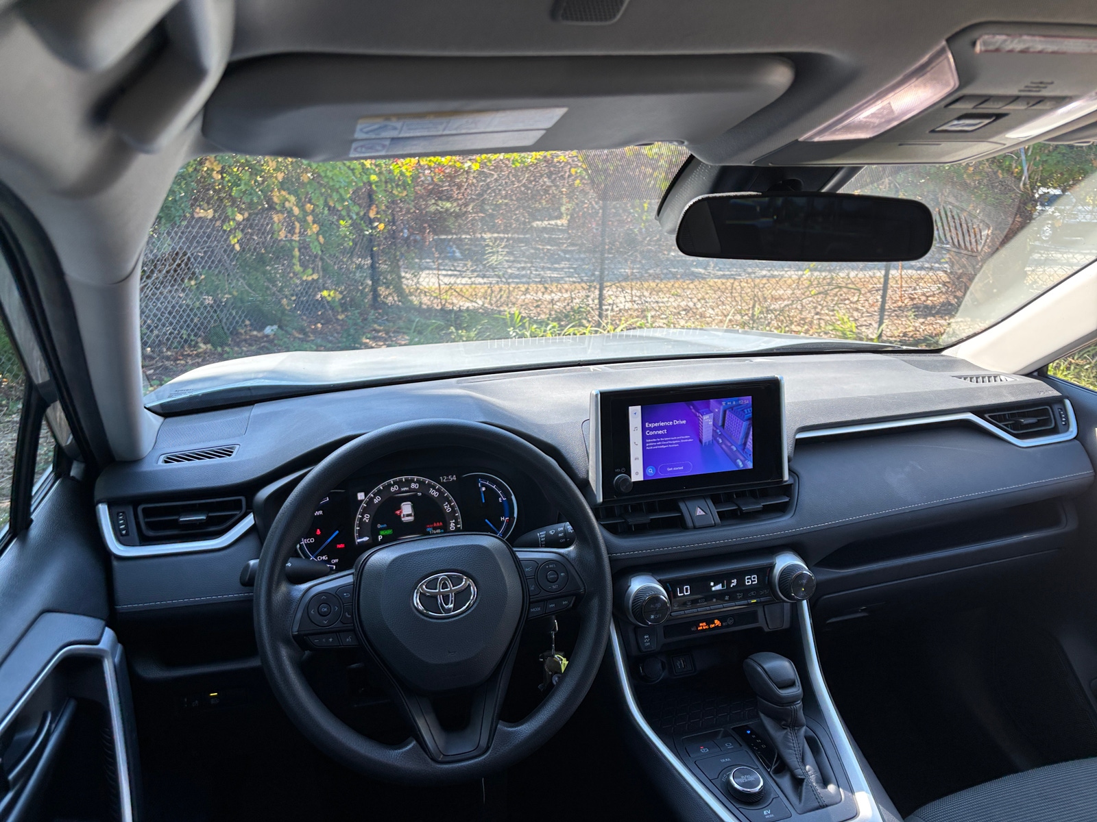 Thumbnail: 2025 Toyota RAV4 - 3