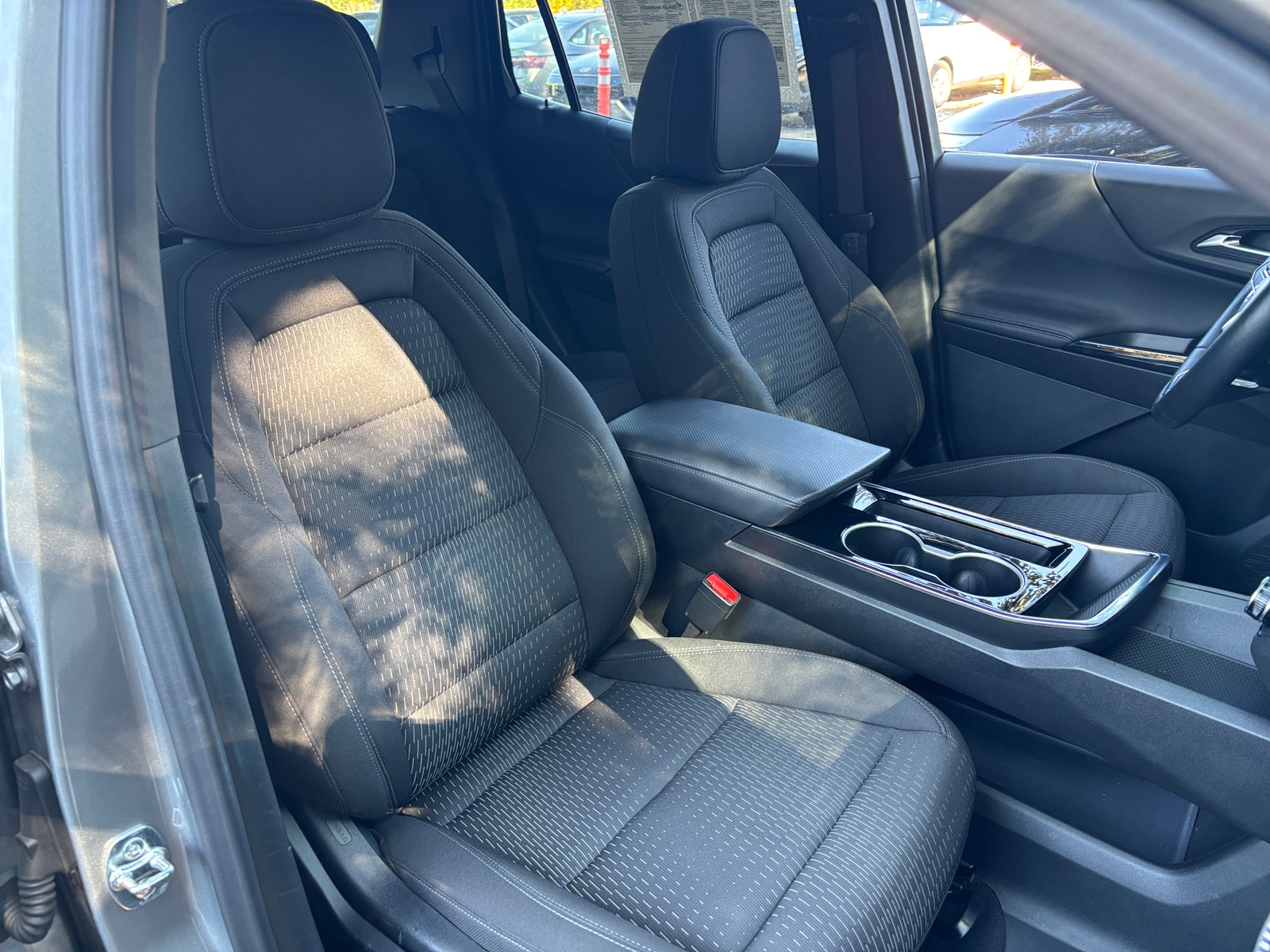 Thumbnail: 2025 Chevrolet Equinox - 2