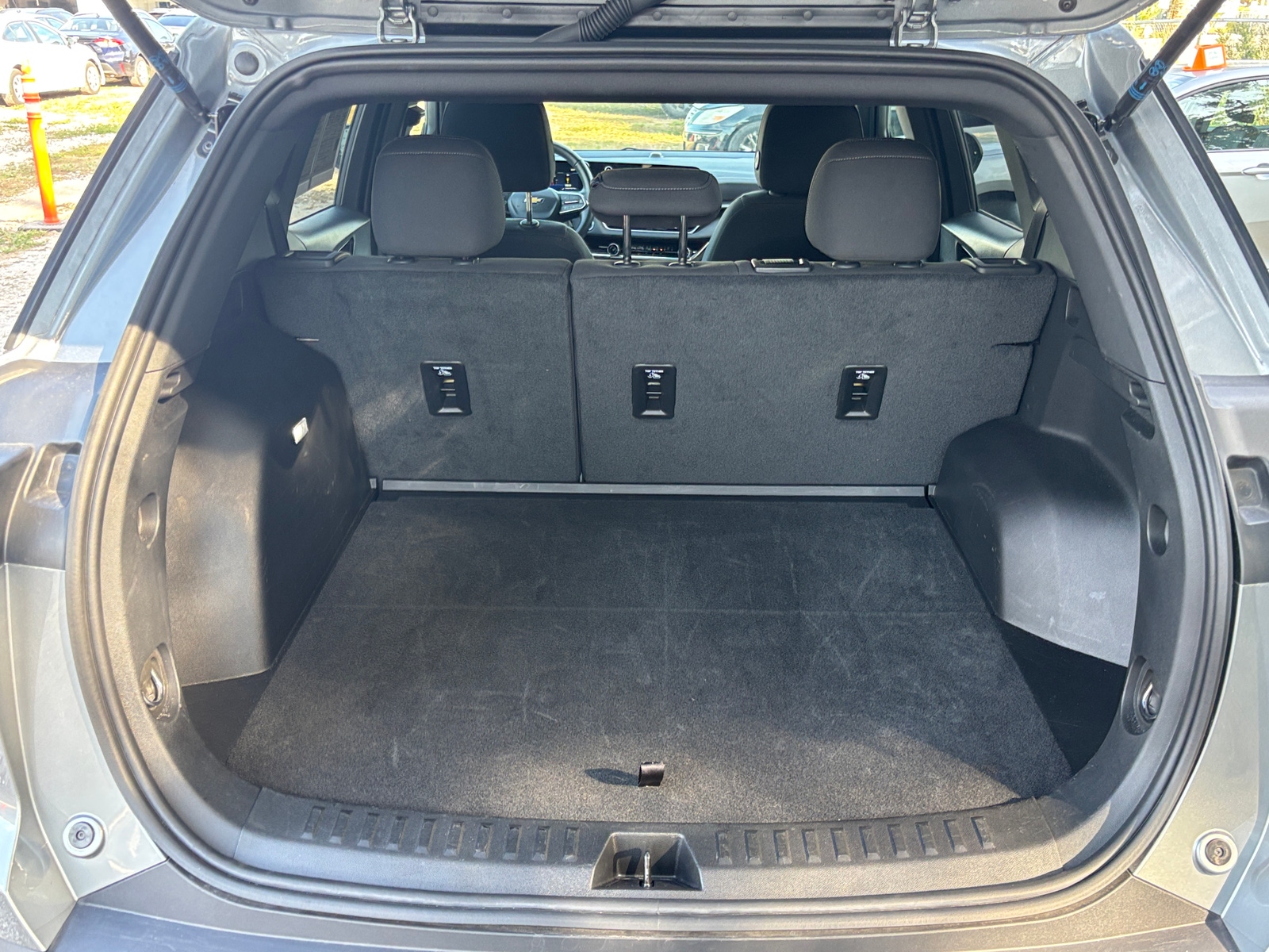 Thumbnail: 2025 Chevrolet Equinox - 6