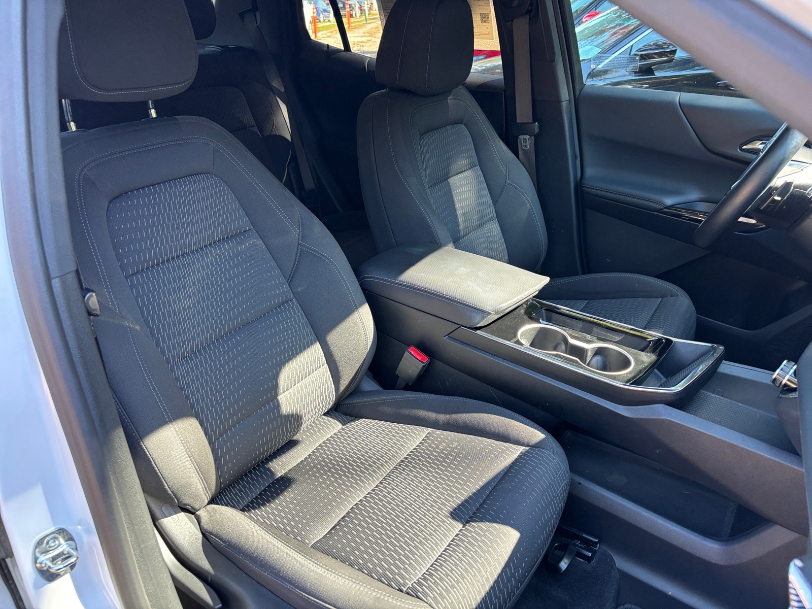 Thumbnail: 2025 Chevrolet Equinox - 2