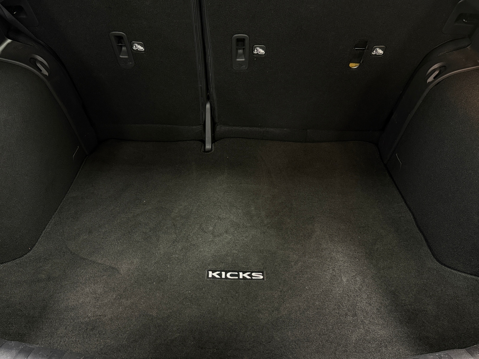 Thumbnail: 2024 Nissan Kicks - 7