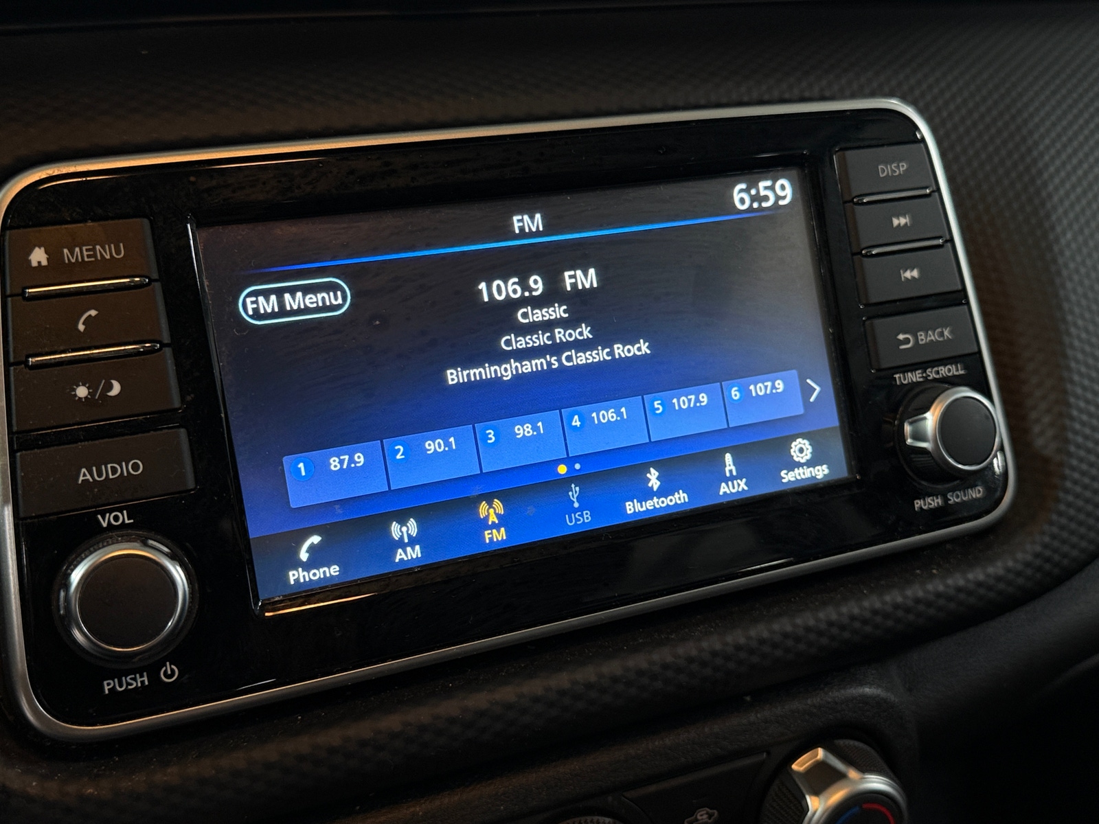 Thumbnail: 2024 Nissan Kicks - 4