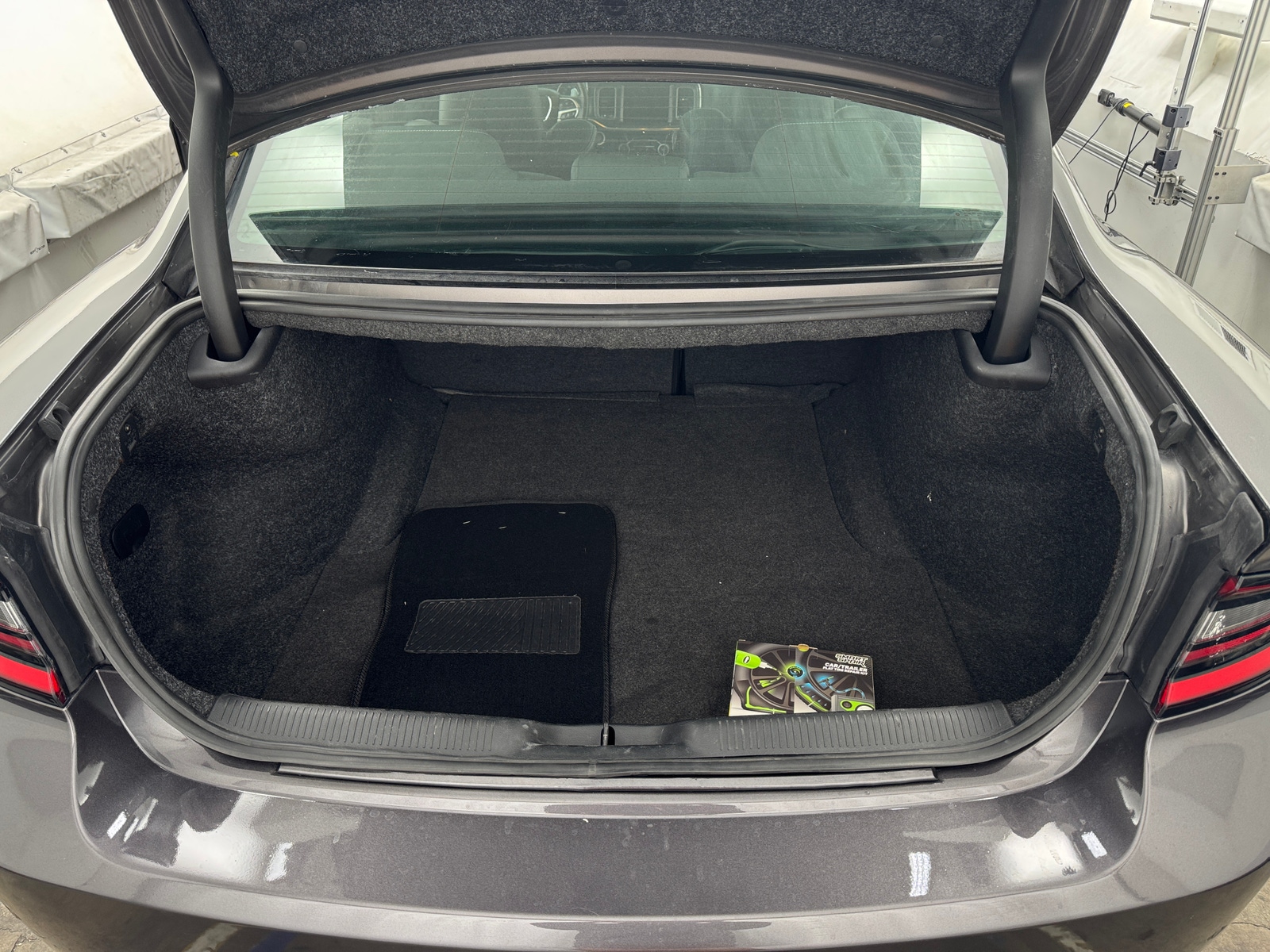 Thumbnail: 2017 Dodge Charger - 6