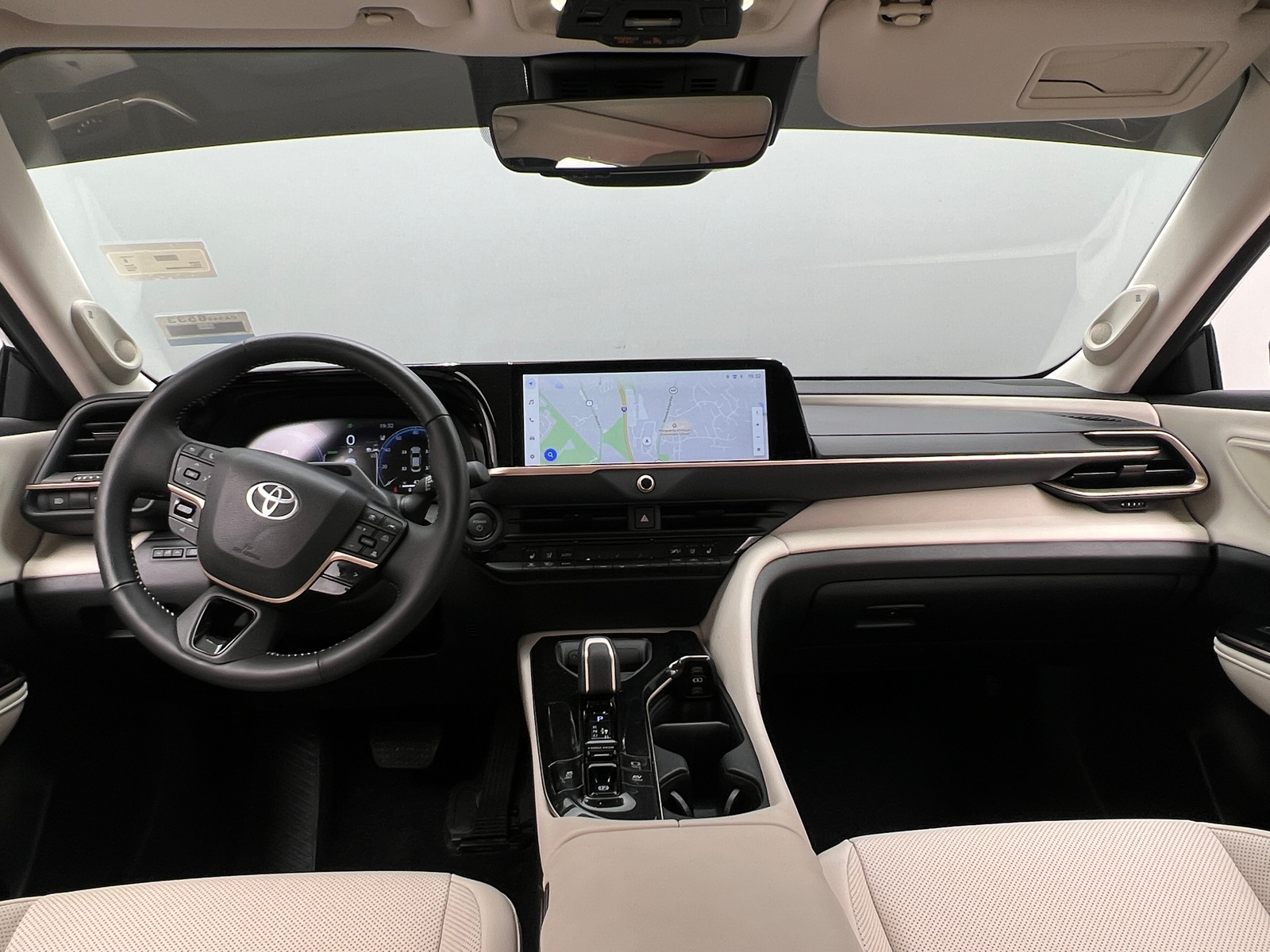 Thumbnail: 2025 Toyota Crown - 2