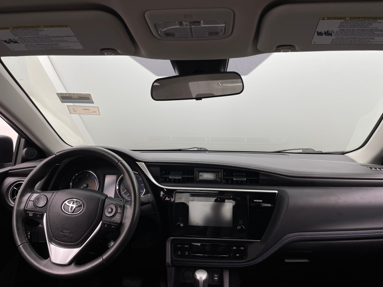 Thumbnail: 2017 Toyota Corolla - 3