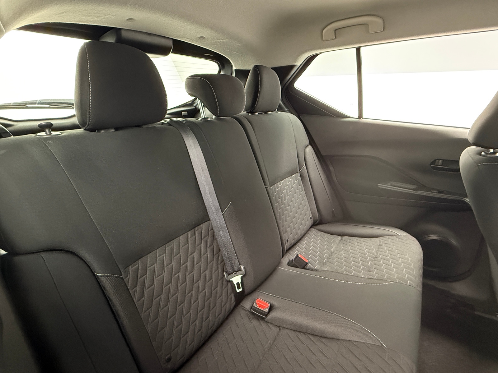 Thumbnail: 2021 Nissan Kicks - 6