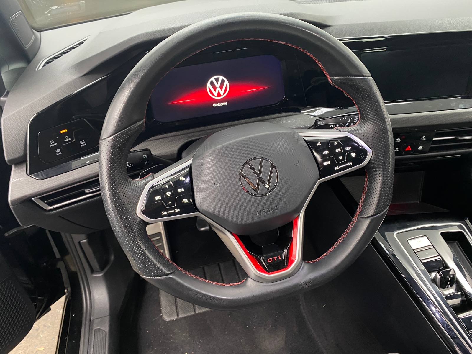 Thumbnail: 2024 Volkswagen Golf - 5