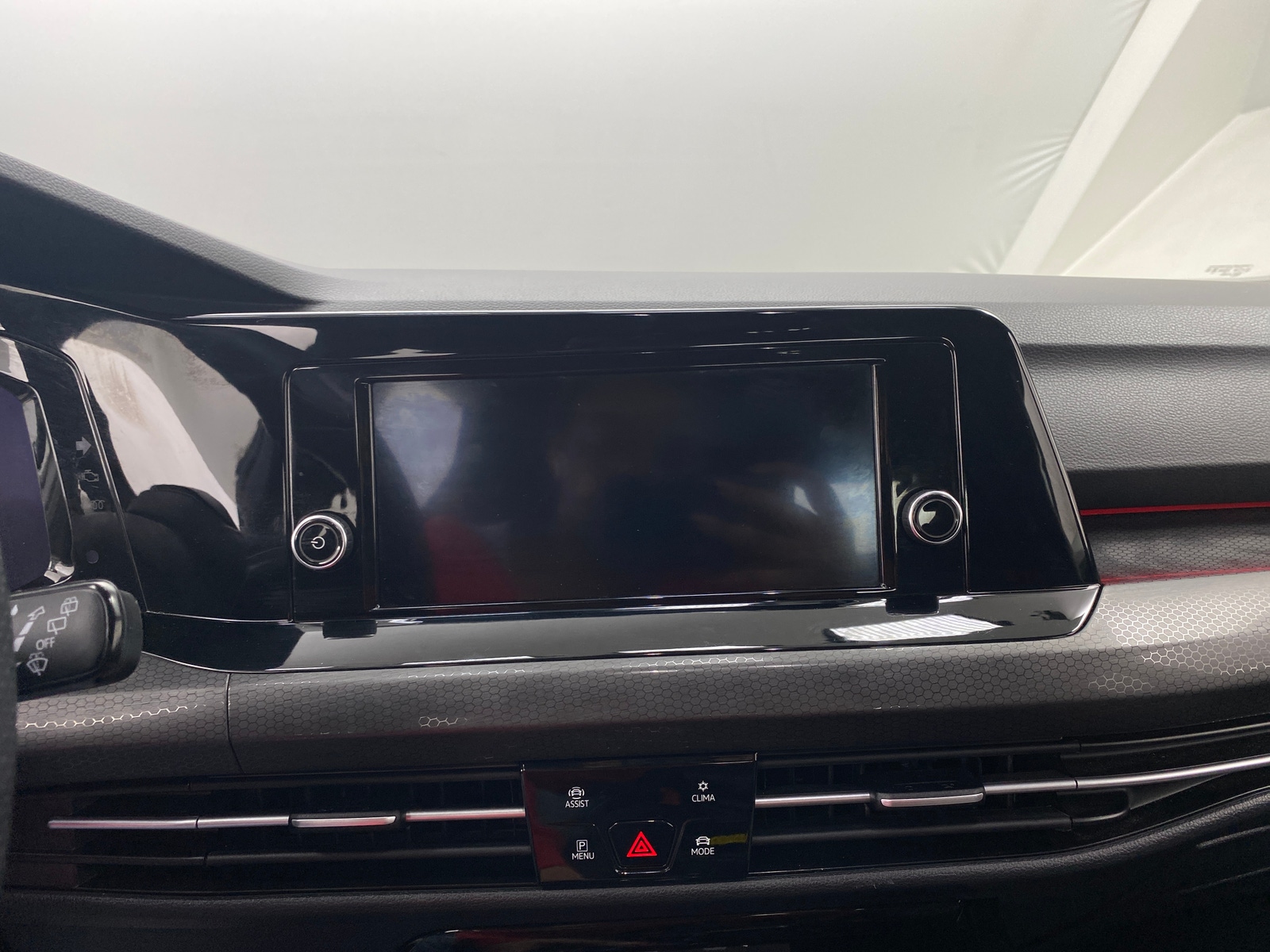 Thumbnail: 2024 Volkswagen Golf - 4